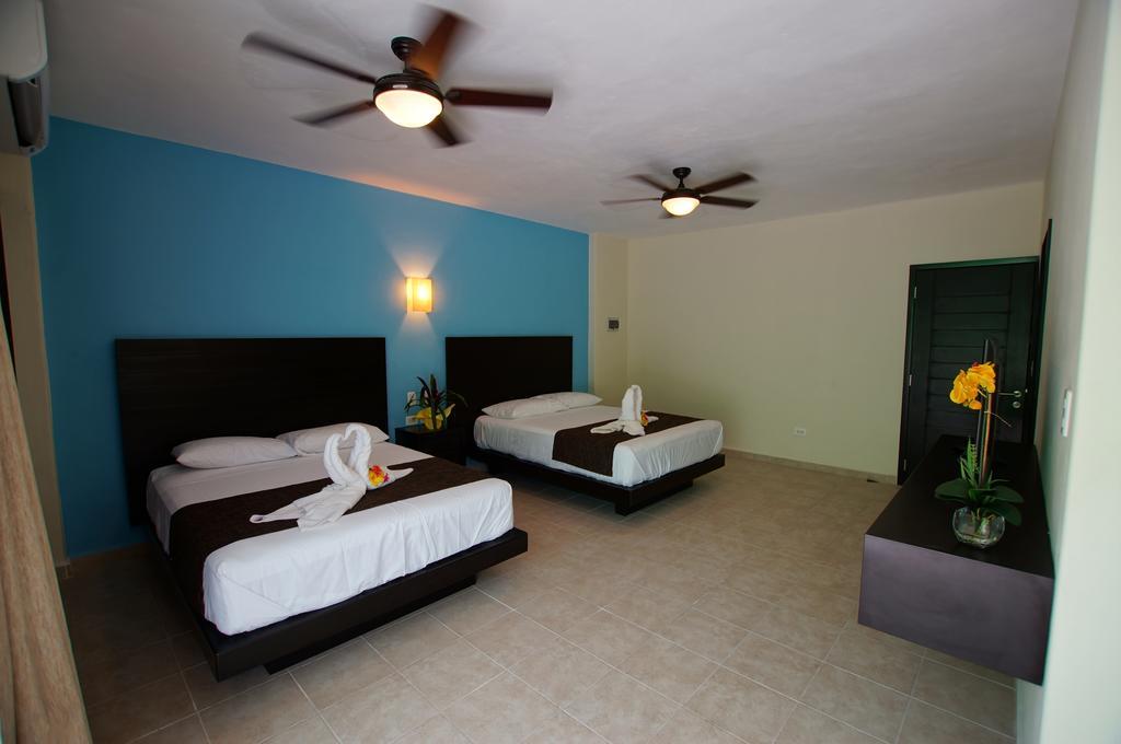 Angelo's Hotel Playa del Carmen Buitenkant foto