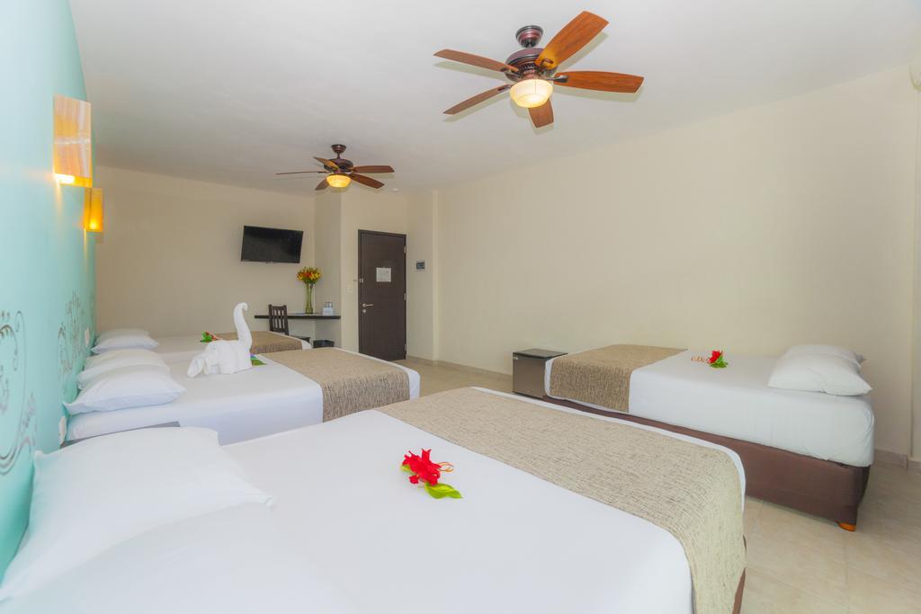 Angelo's Hotel Playa del Carmen Buitenkant foto