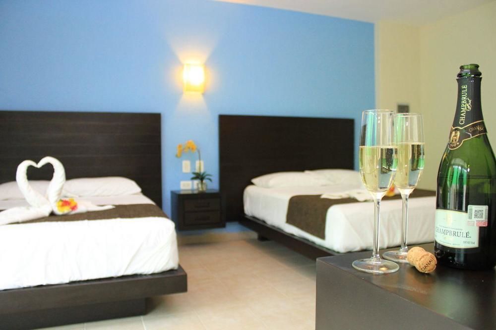 Angelo's Hotel Playa del Carmen Buitenkant foto
