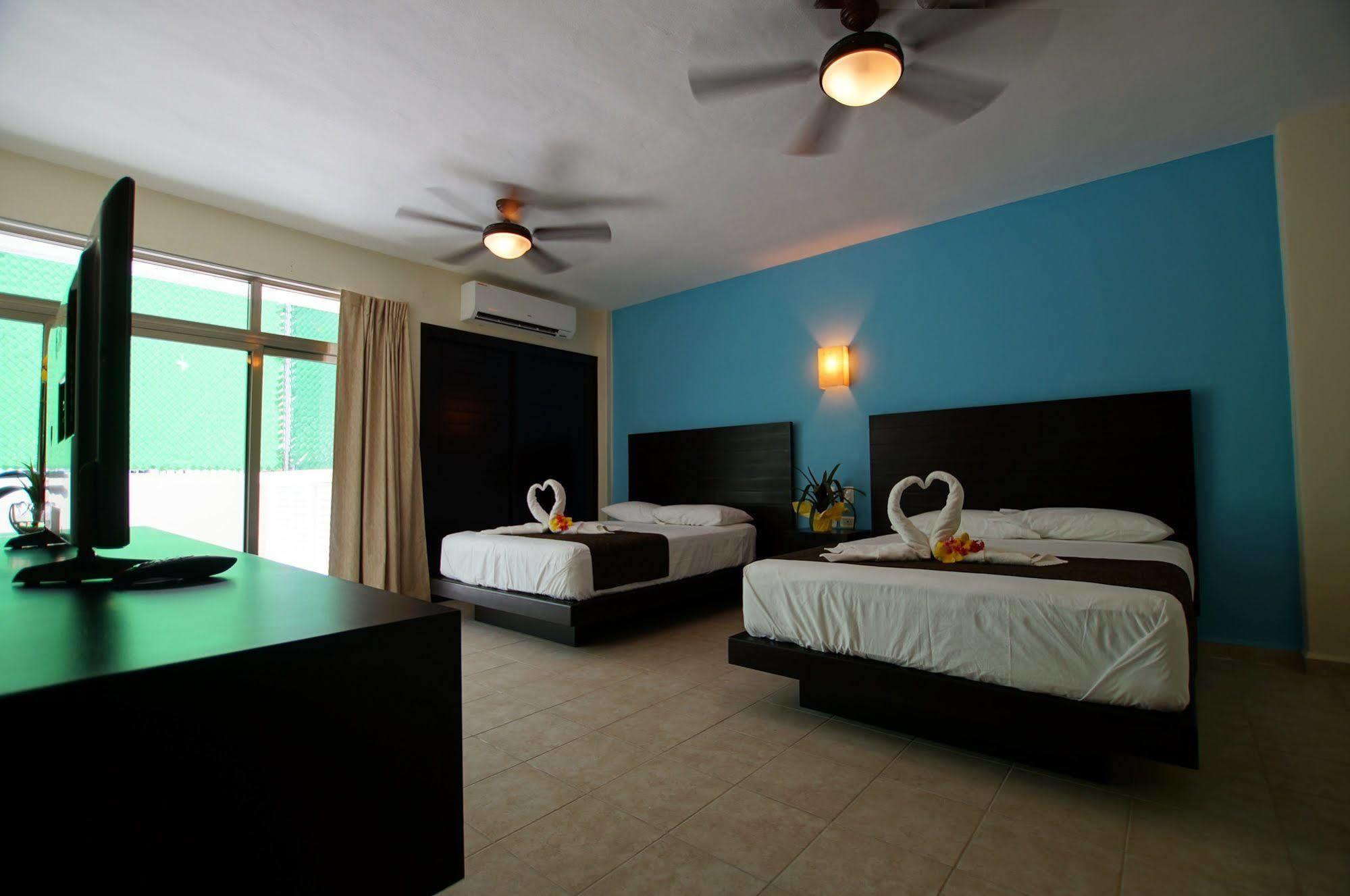 Angelo's Hotel Playa del Carmen Buitenkant foto